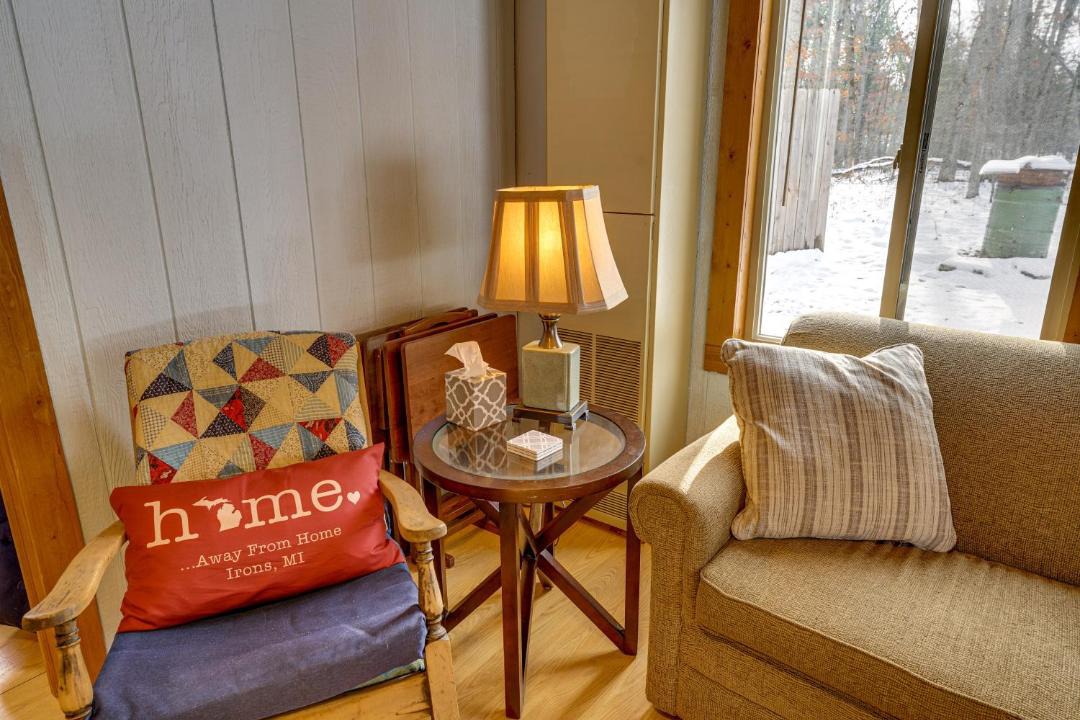 Photo of Livingroom in Irons