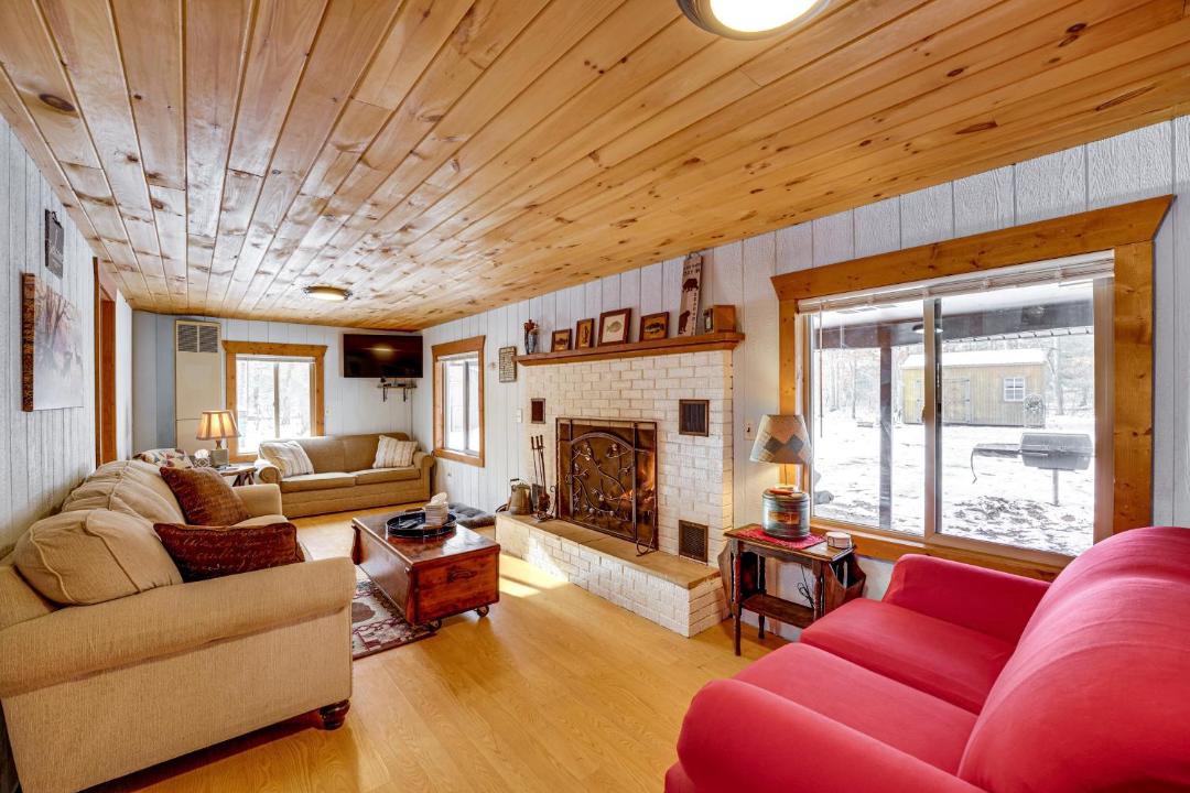 Photo of Livingroom in Irons