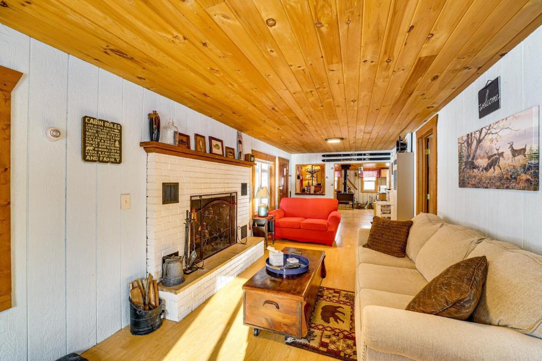 Photo of Livingroom in Irons