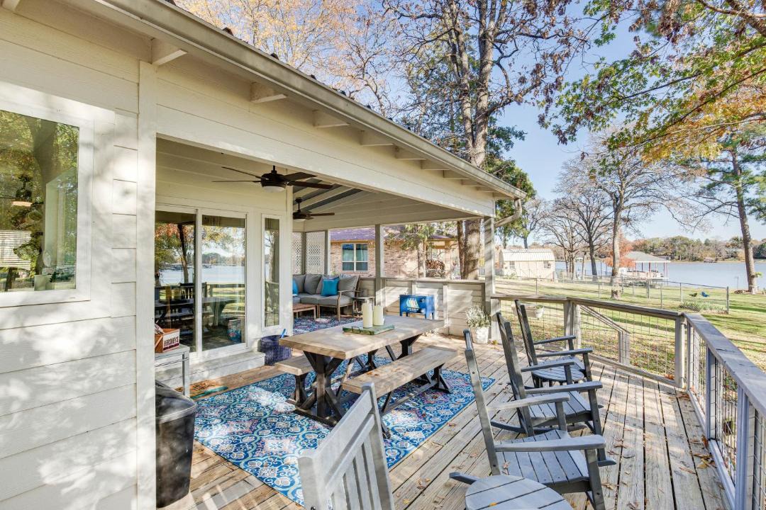 Photo of Patio Balcony in Gun Barrel City