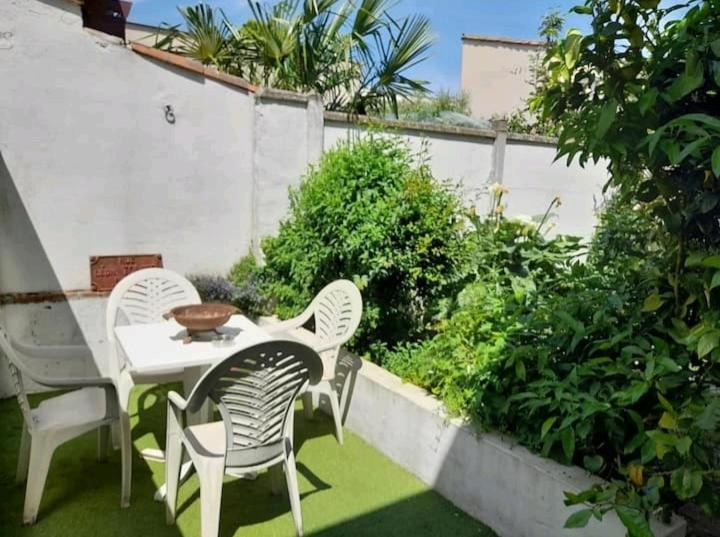 Photo of Patio Balcony in Casselardit