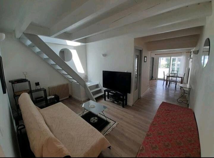 Photo of Livingroom in Casselardit