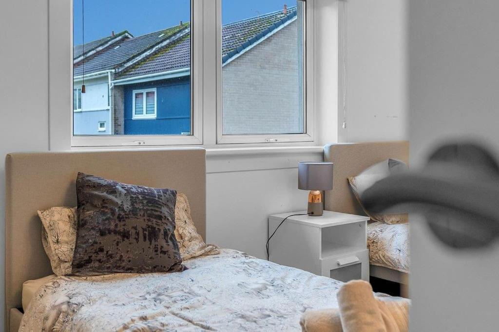 Photo of Others in Whitburn