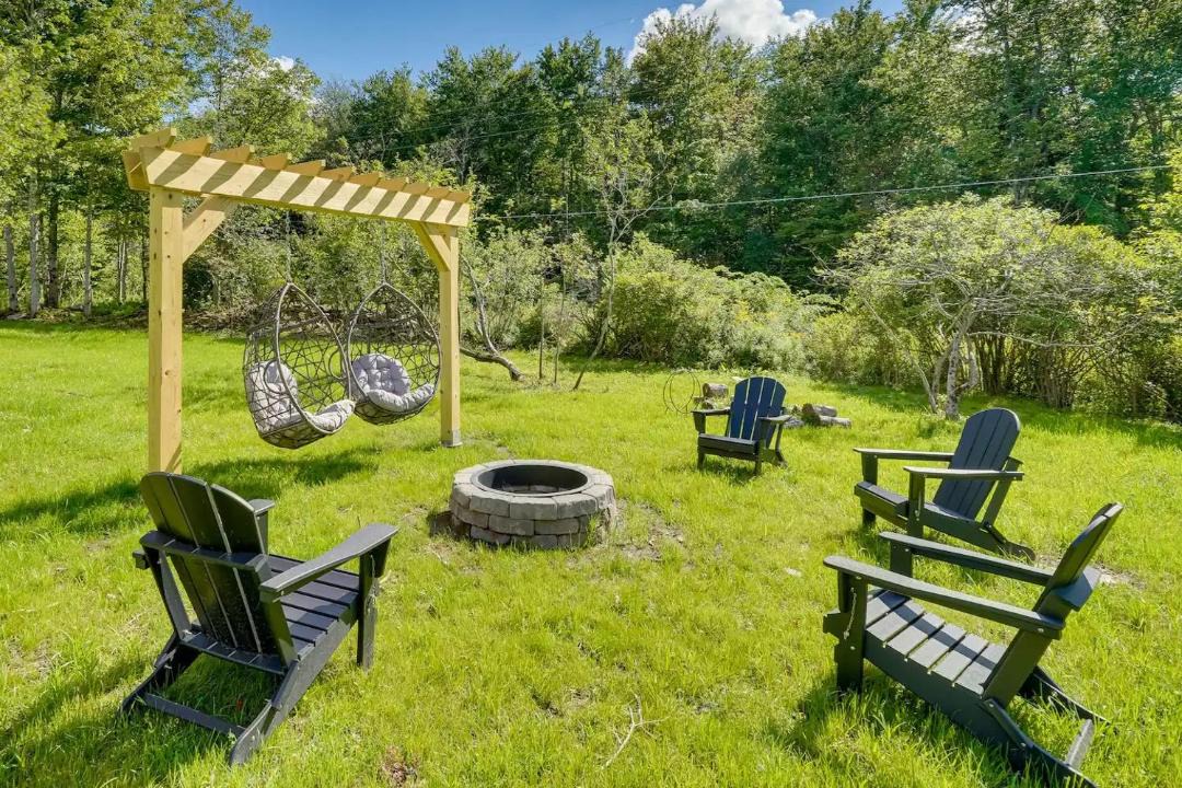 Photo of Others in Monticello