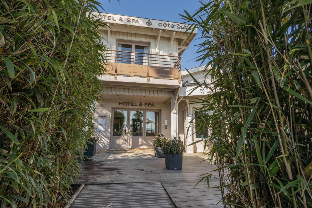 Photo of Others in Cap-Ferret