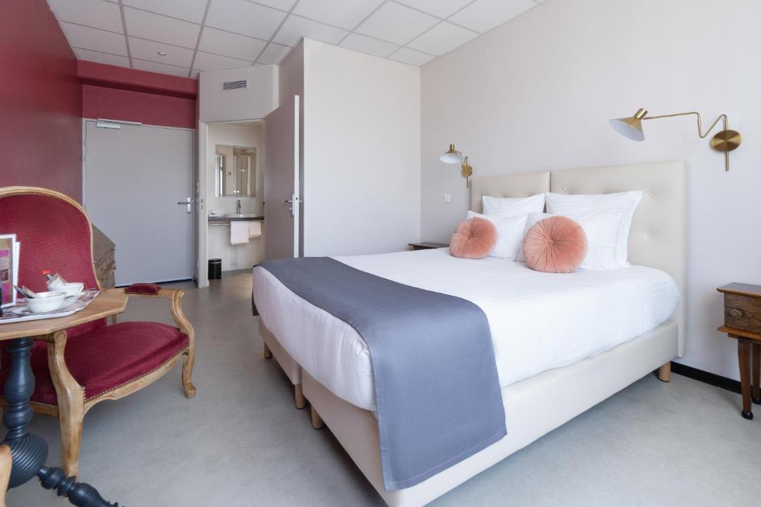 Photo of Others in Francheville