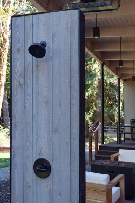 Photo of Others in Randle