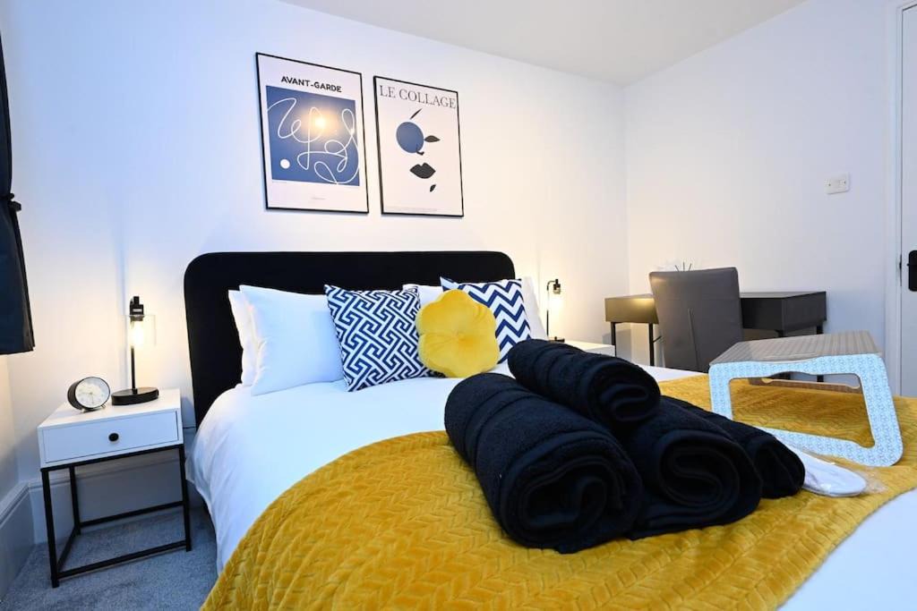 Photo of Bedroom in Tottenham Green