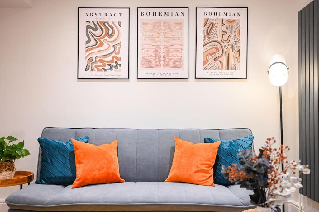 Photo of Others in Tottenham Green