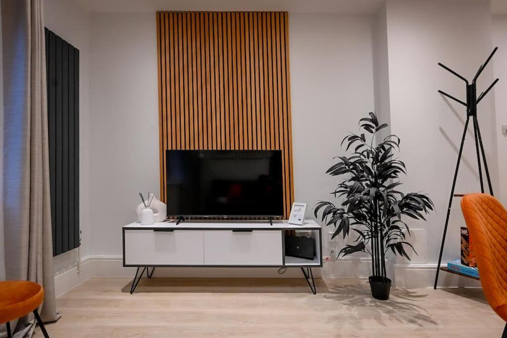 Photo of Livingroom in Tottenham Green