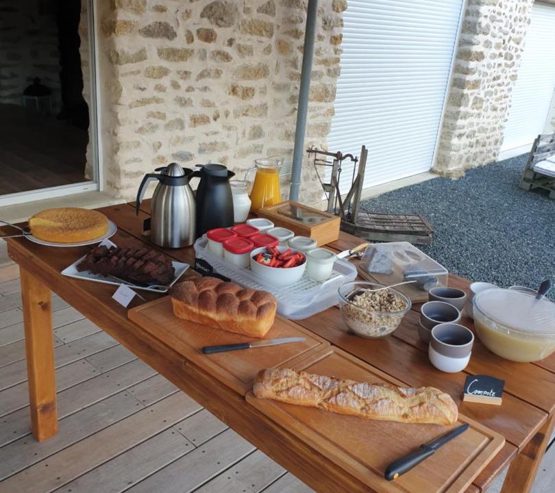 Photo of Others in Maillet