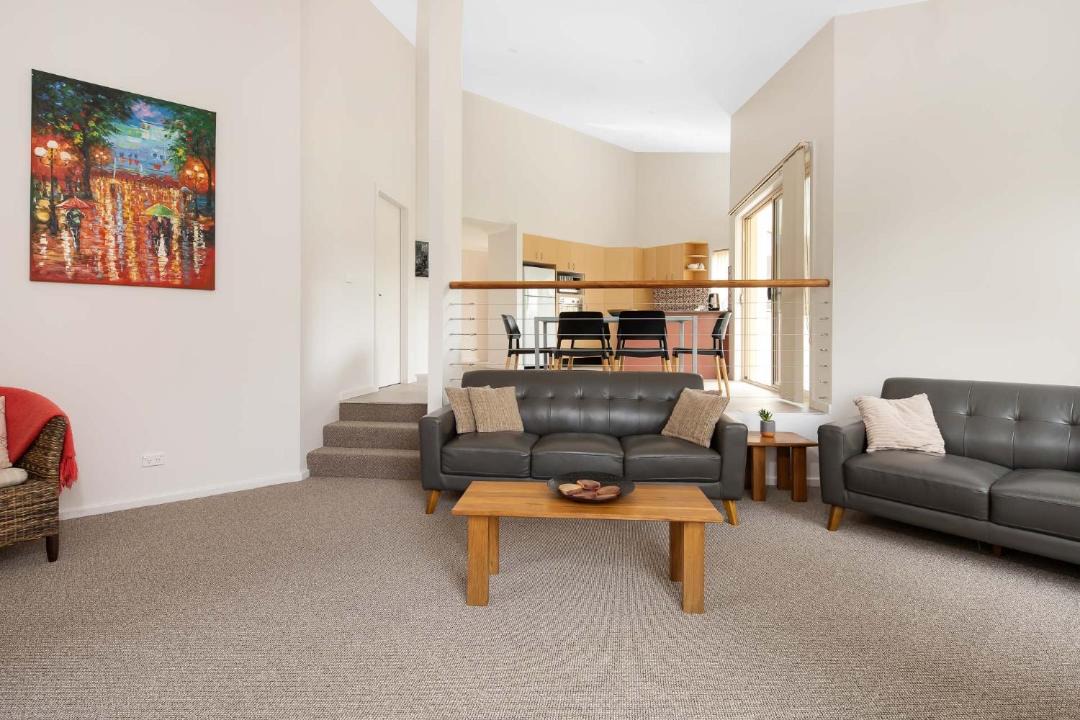 Photo of Livingroom in Surf Beach