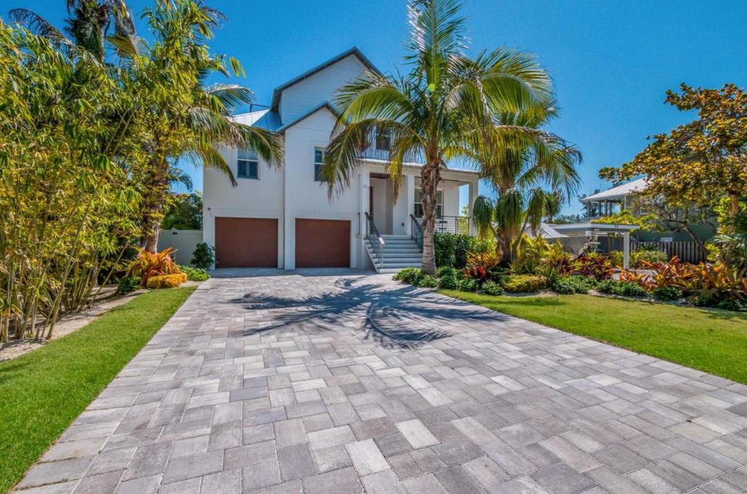 Photo of Others in Holmes Beach