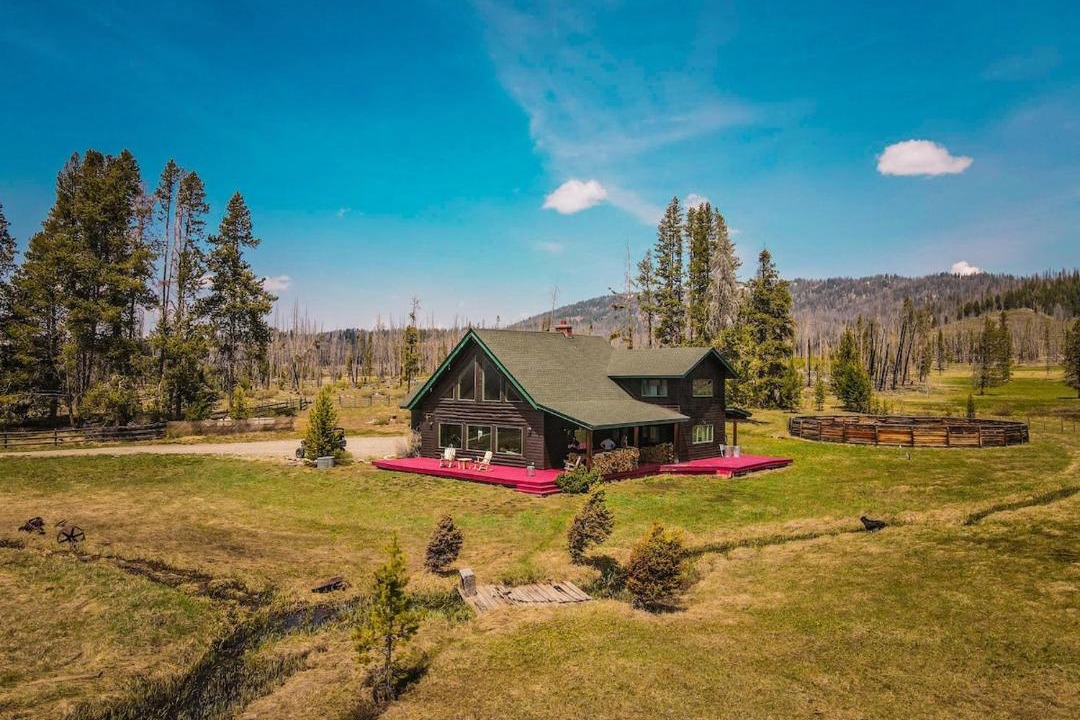 Photo of Others in Stanley