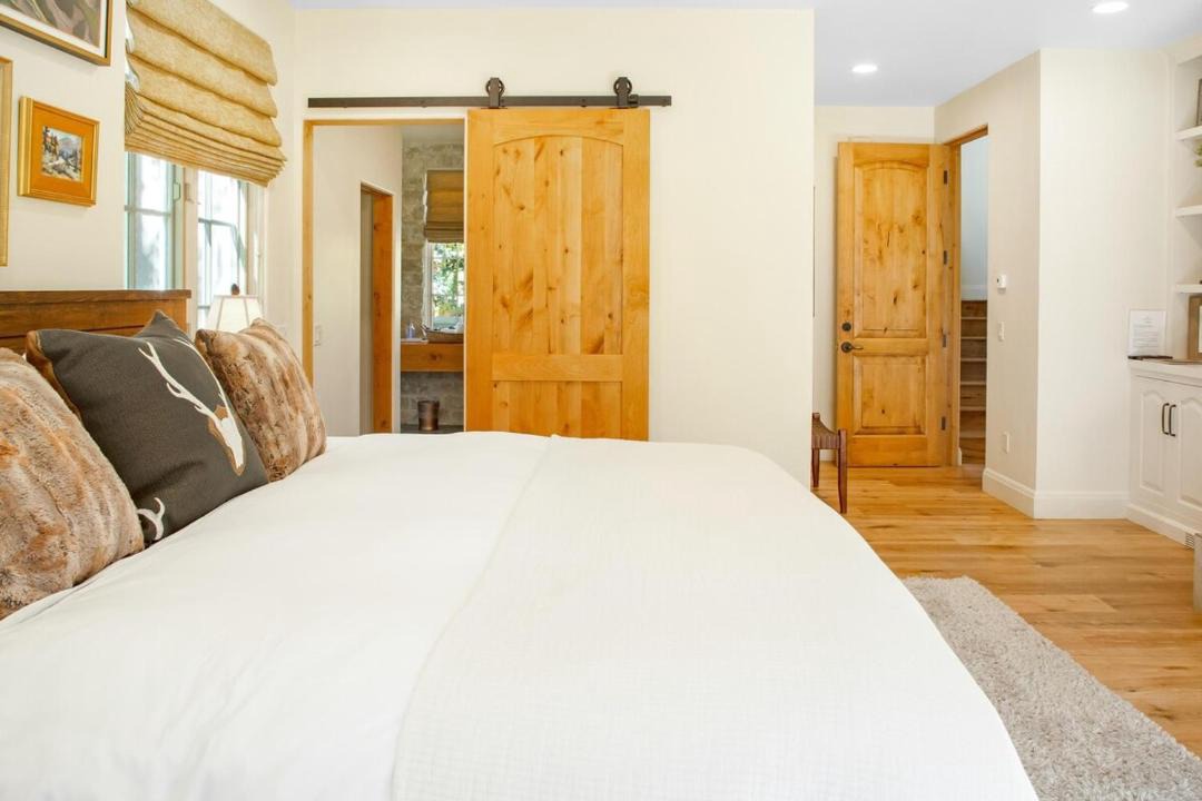 Photo of Others in Warm Springs