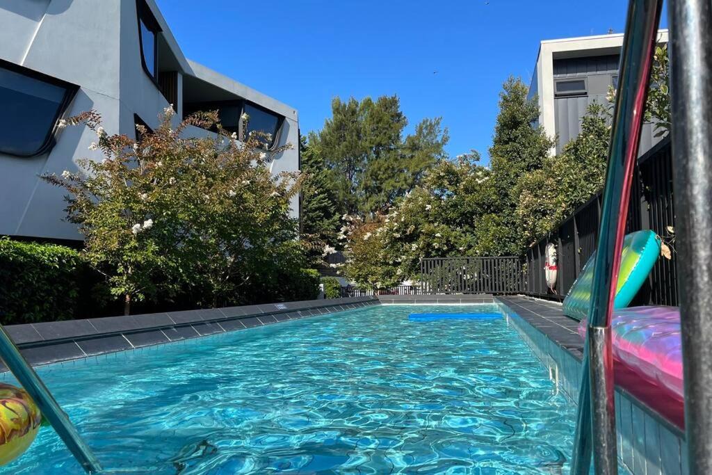 Photo of Others in Caulfield North