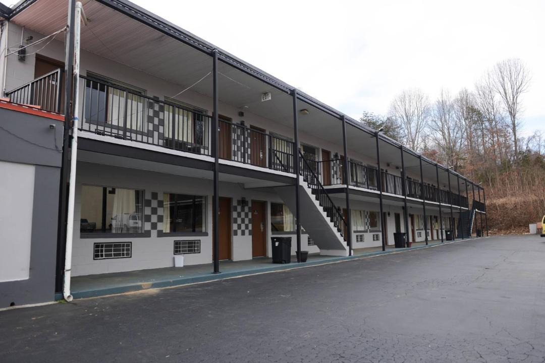 Photo of Others in Martinsville