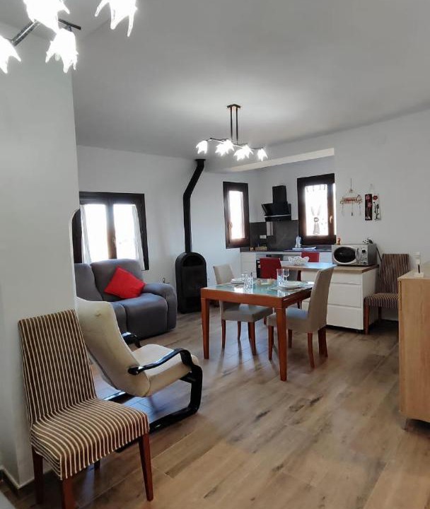Photo of Livingroom in Mazaleon