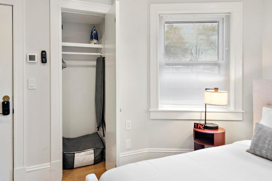 Photo of Bedroom in Fenway–Kenmore