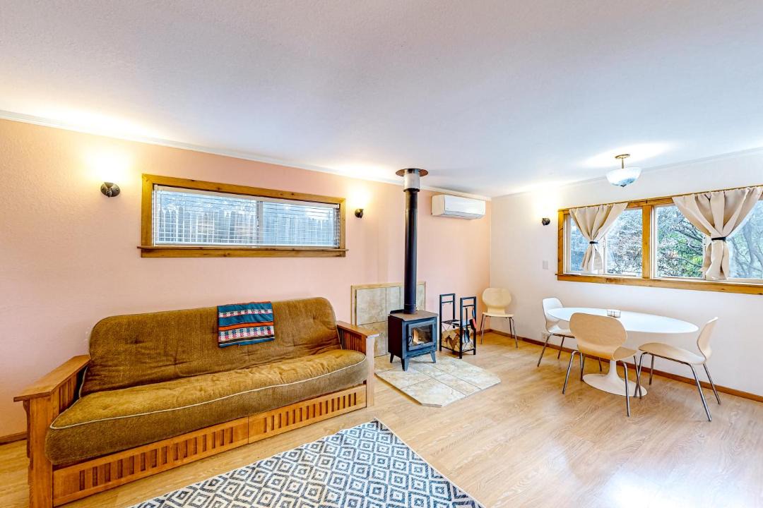 Photo of Others in Cleone