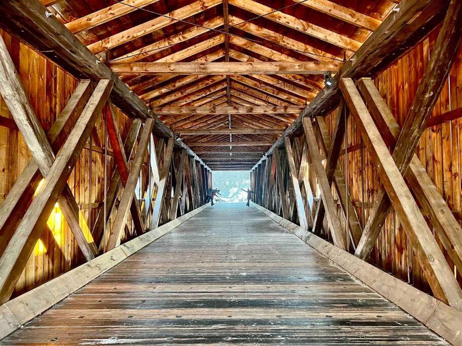 Photo of Others in Jay