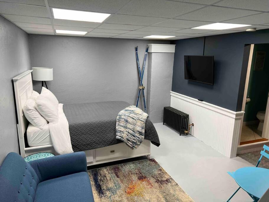 Photo of Livingroom in Jay