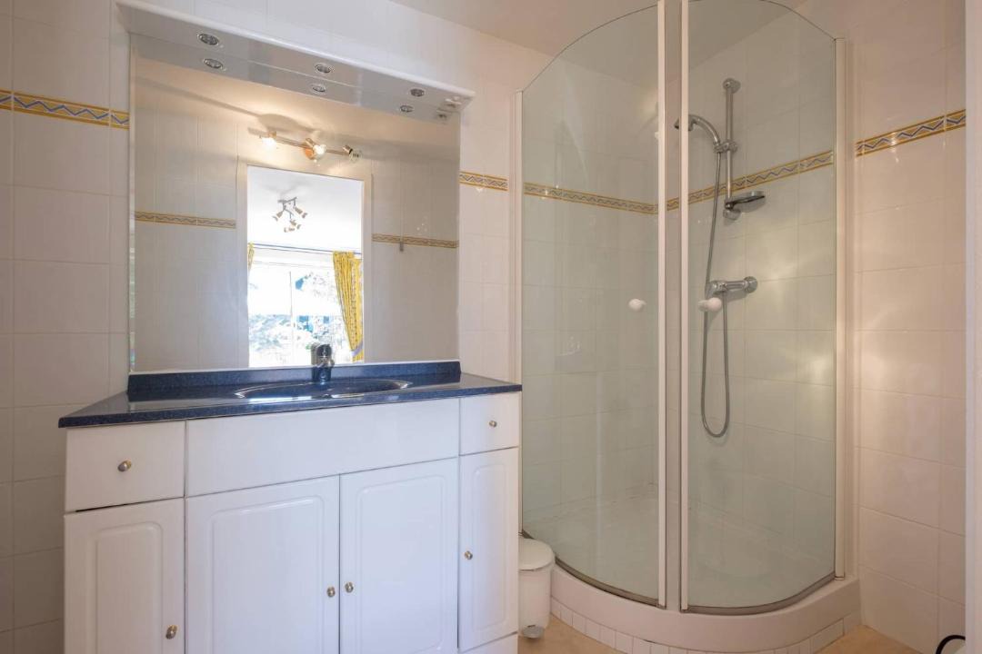 Photo of Bathroom in Fontiers-Cabardes