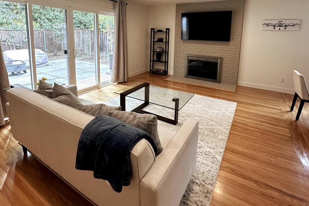 Photo of Others in Santa Clara