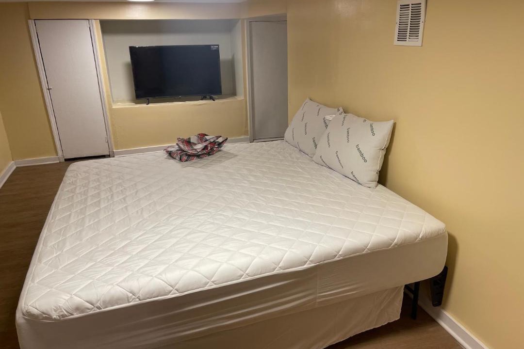 Photo of Others in Lower Vailsburg