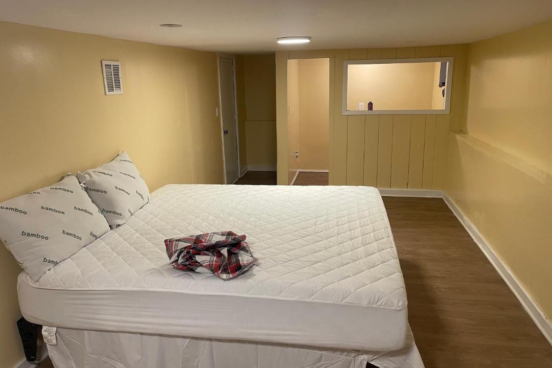 Photo of Others in Lower Vailsburg