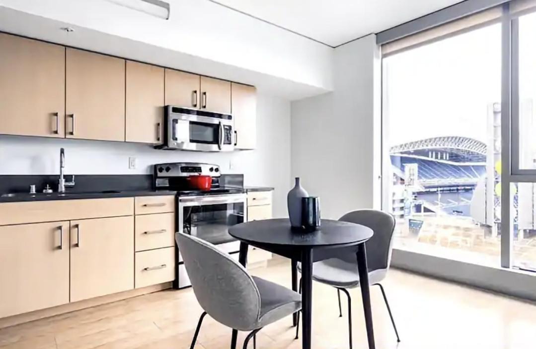 Photo of Others in Downtown Seattle