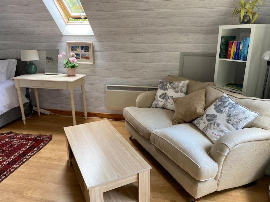 Photo of Livingroom in Wadhurst