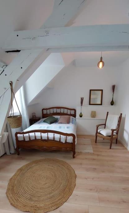 Photo of Others in Reffuveille