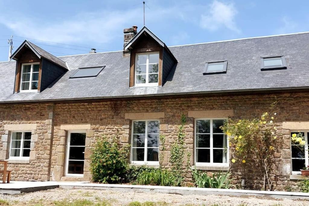 Photo of Others in Reffuveille