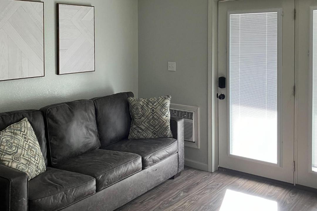 Photo of Livingroom in Kimberling City