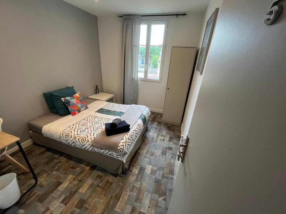 Photo of Bedroom in Malakoff