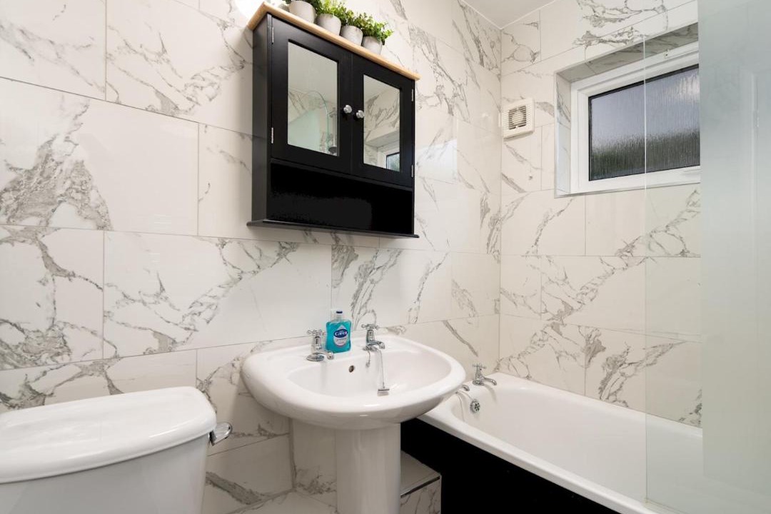 Photo of Bathroom in Woodcote