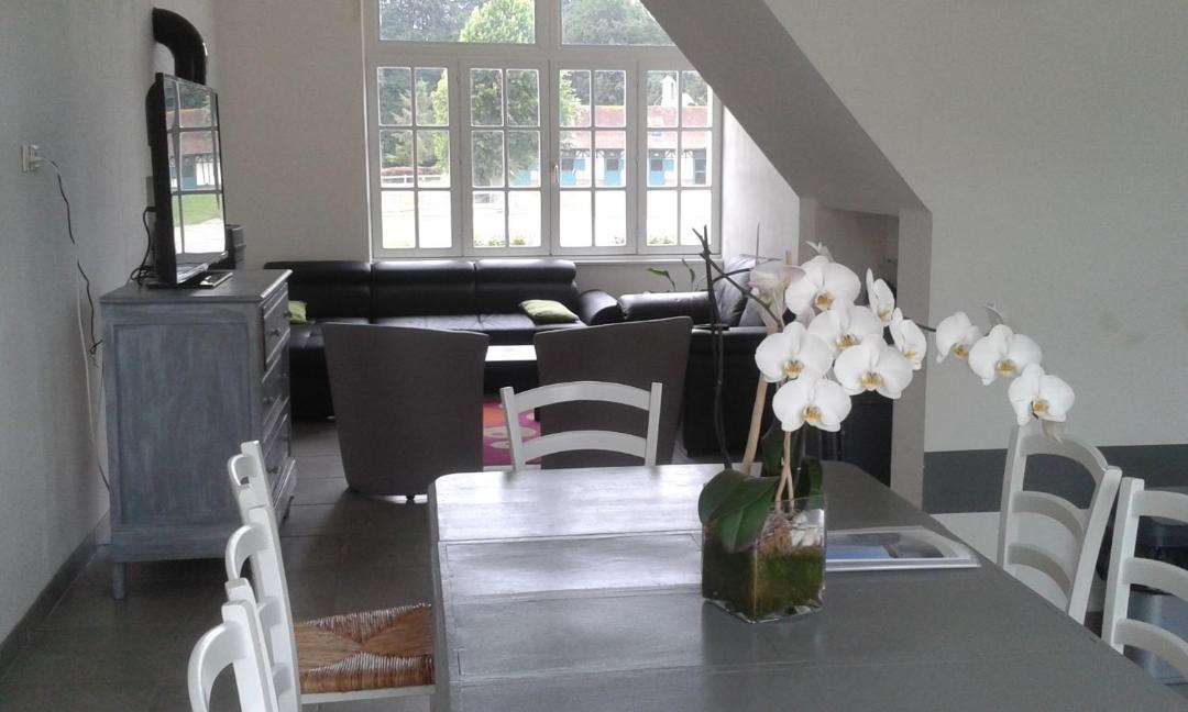 Photo of Others in Blingel