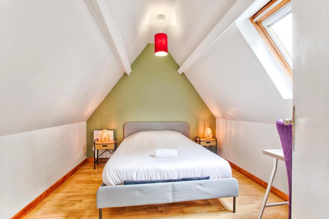 Photo of Bedroom in Saint-Julien