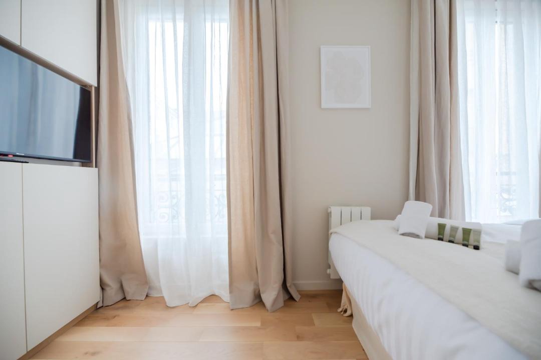 Photo of Bedroom in Quartier du Faubourg-Montmartre
