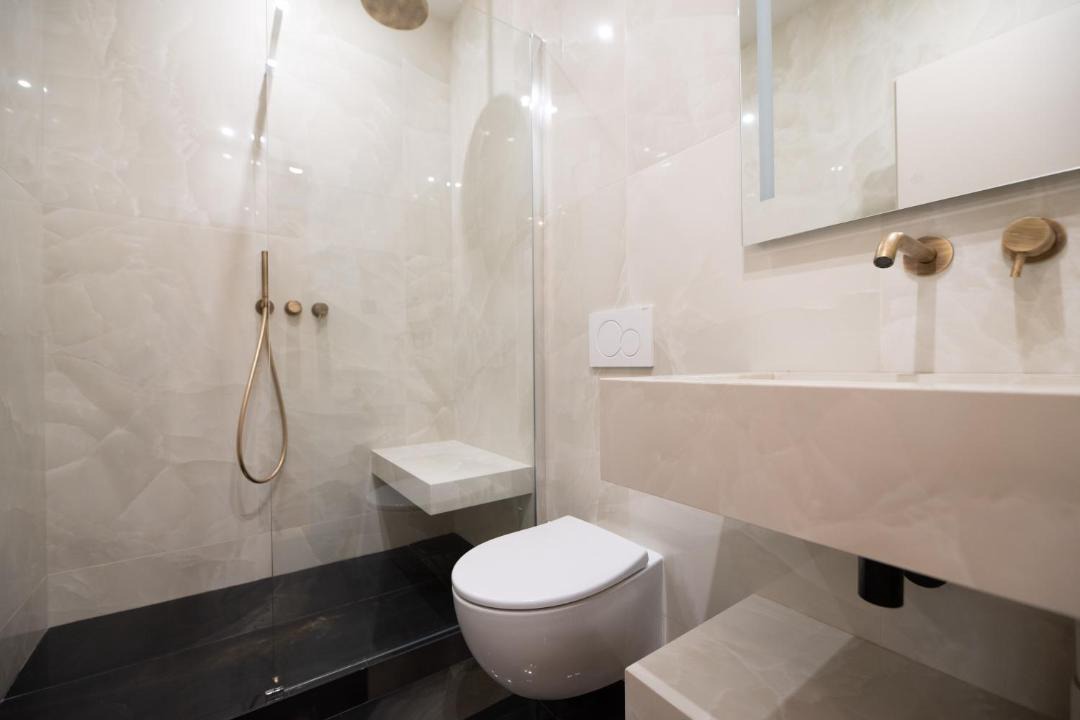 Photo of Bathroom in Quartier du Faubourg-Montmartre