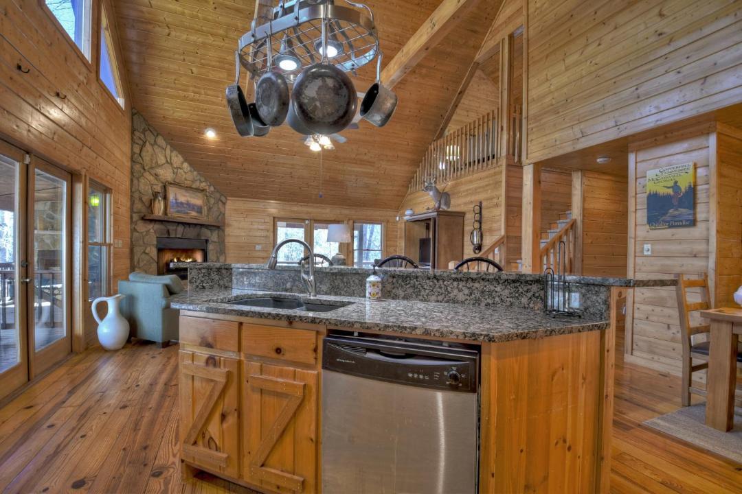 Photo of Kitchen in McCaysville