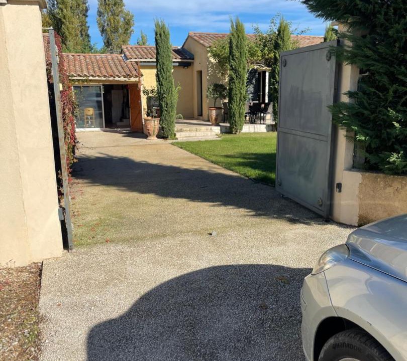 Photo of Buildings in Le Pontet