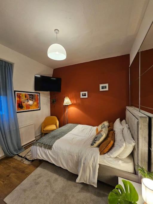 Photo of Bedroom in Munster