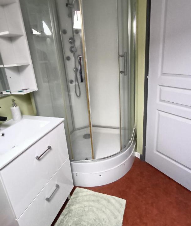 Photo of Bathroom in Bar-le-Duc