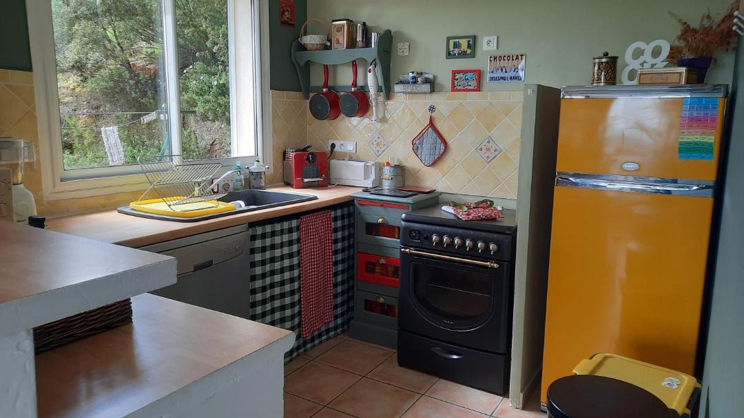 Photo of Kitchen in Isolaccio-di-Fiumorbo