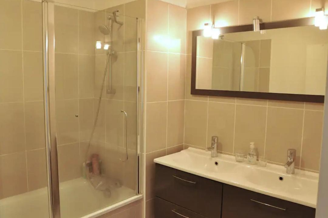 Photo of Others in Voltaire - Saint Amour