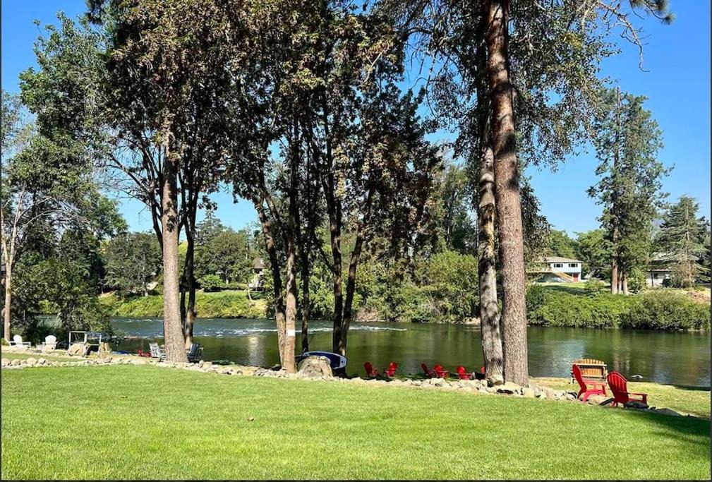 Photo of Others in Fruitdale