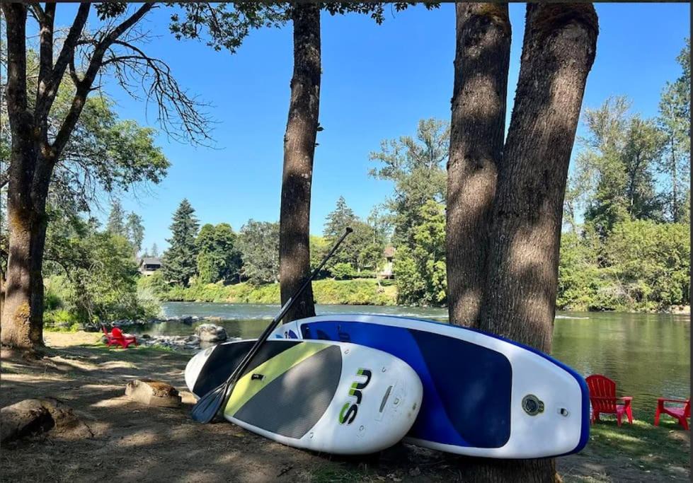 Photo of Others in Fruitdale