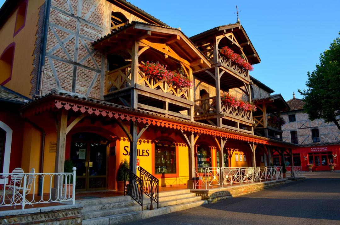 Photo of Buildings in Vonnas